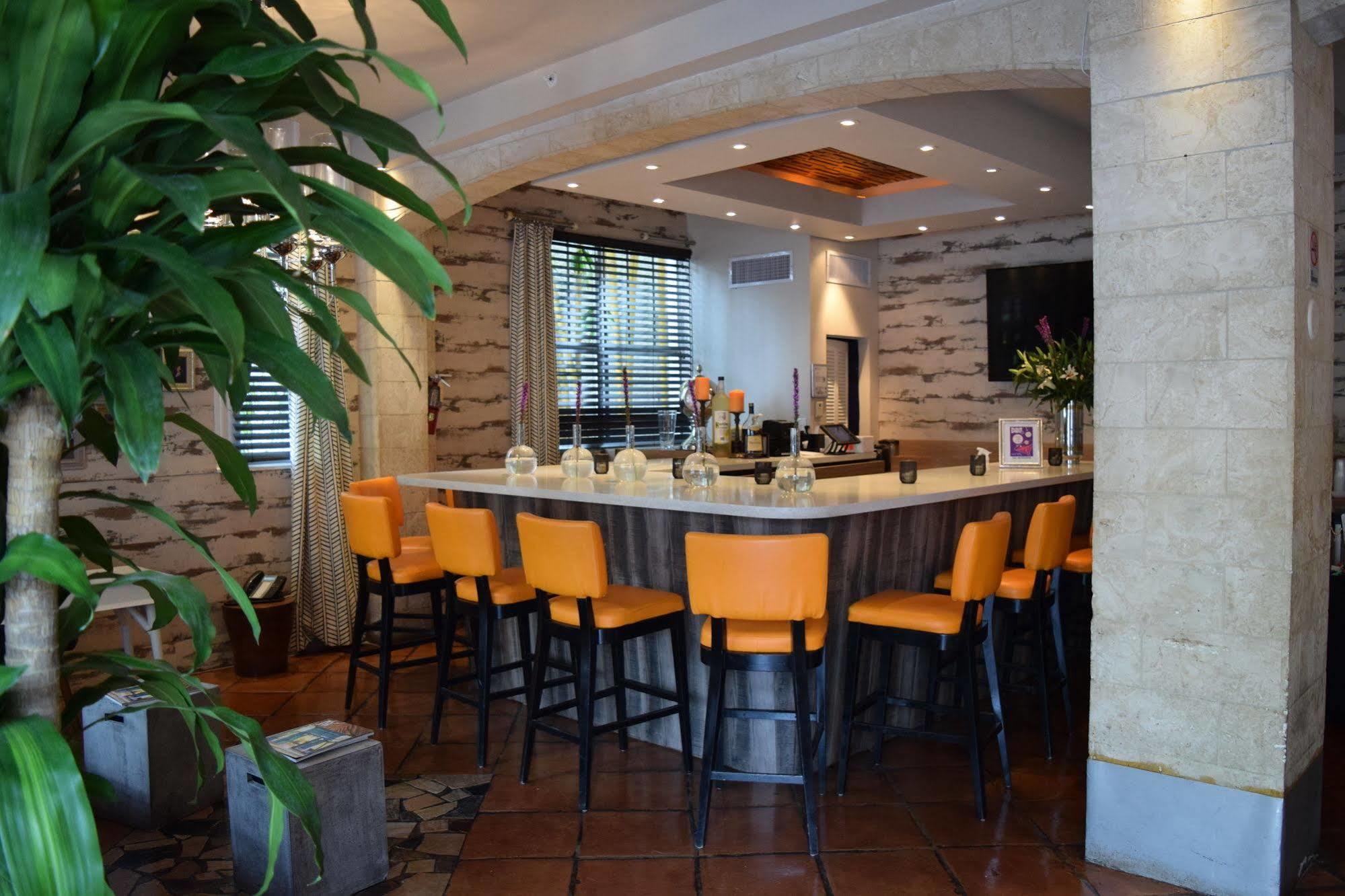 Shelley Hotel Маями Бийч Екстериор снимка